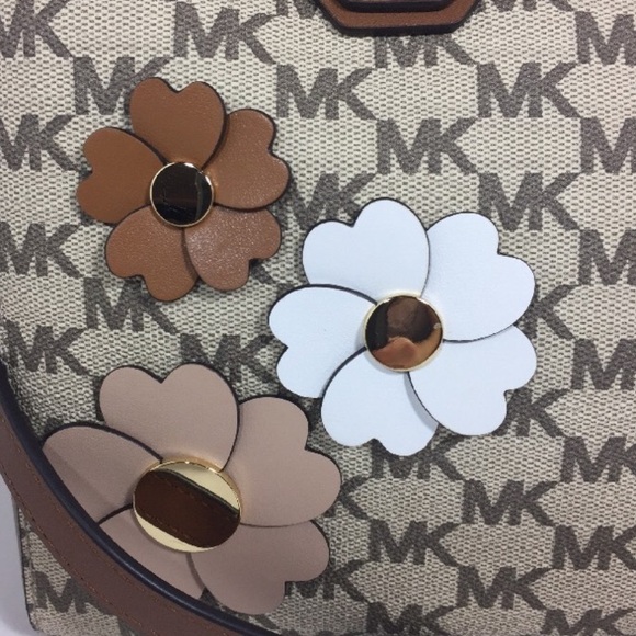 Monogram Floral Appliqué Satchel Mercier - Picture 15 of 16